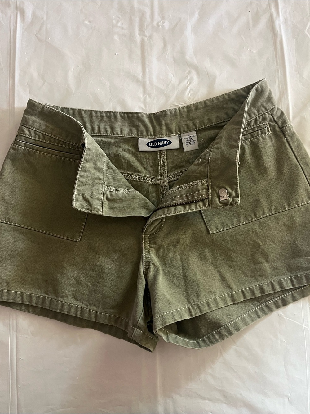 Old Navy Olive Green Women’s Utility Shorts